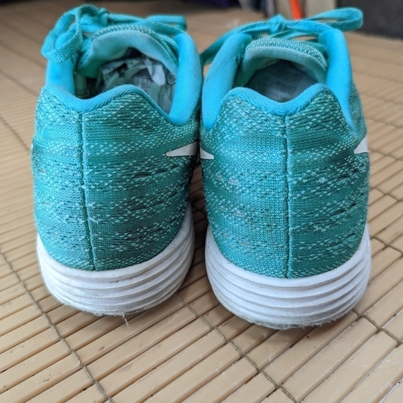 Nike Women's Lunartempo 2 Running Shoe green 818098 313 Size 8.5 - Picture 7 of 11